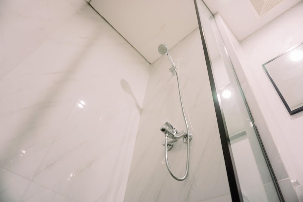 spacious and warm 2br at ciputra world 2 apartment