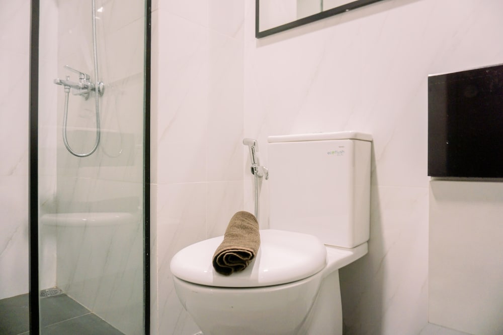 spacious and warm 2br at ciputra world 2 apartment