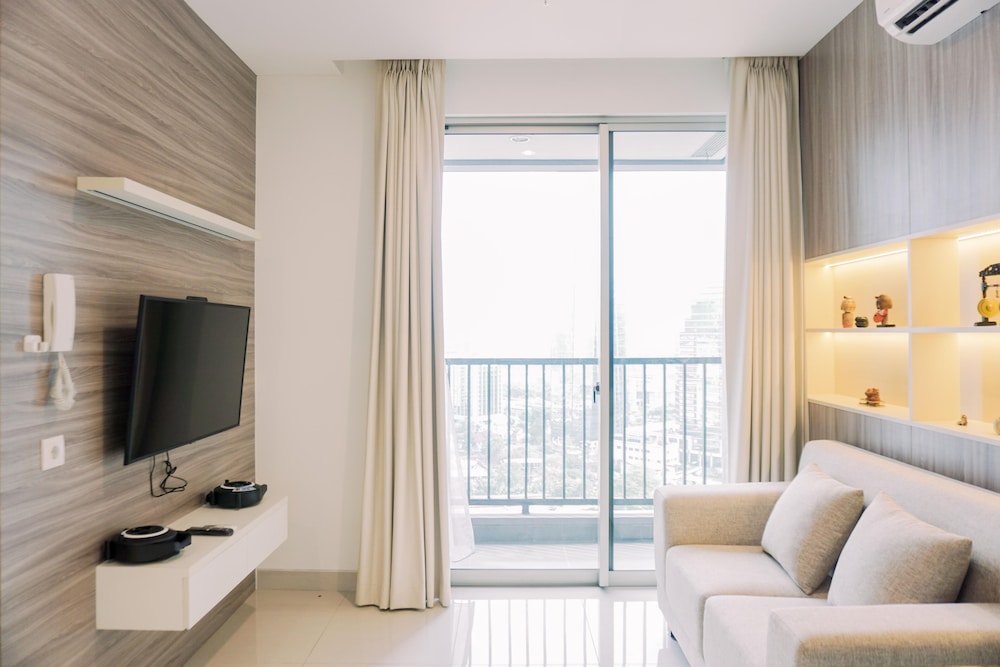 spacious and warm 2br at ciputra world 2 apartment