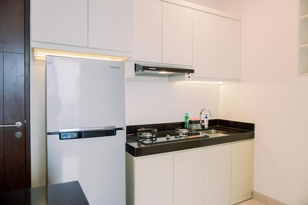 spacious and warm 2br at ciputra world 2 apartment