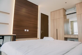 spacious and warm 2br at ciputra world 2 apartment