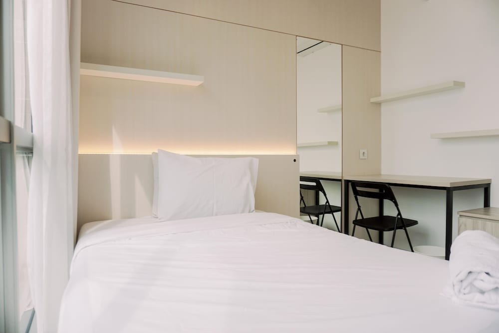 spacious and warm 2br at ciputra world 2 apartment