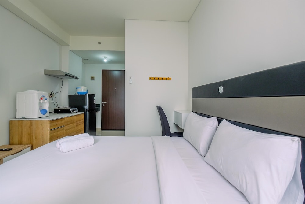 comfy and modern studio transpark cibubur apartment
