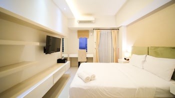 warm designed studio at orchard supermall mansion apartment