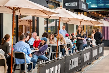 Hotel Beacon,Nutley>>New York,4 star