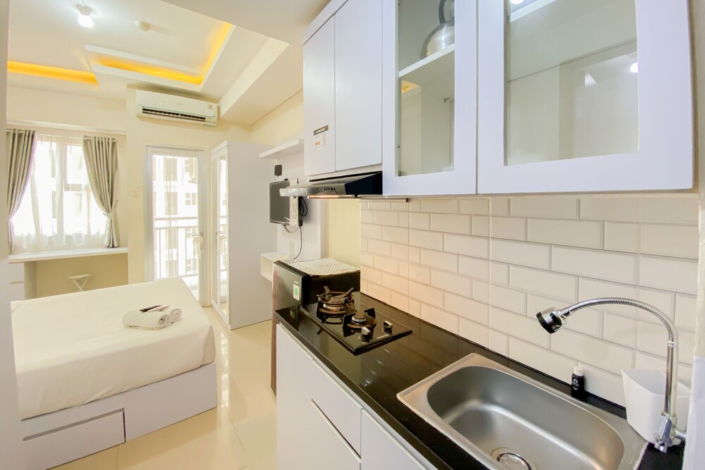 minimalist and cozy studio transpark juanda bekasi timur apartment