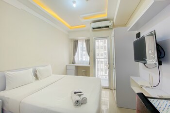 minimalist and cozy studio transpark juanda bekasi timur apartment