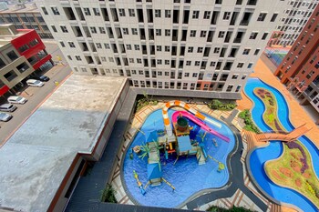 minimalist and cozy studio transpark juanda bekasi timur apartment