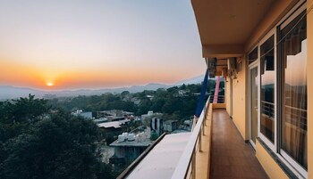 pacify hills by uv hotels