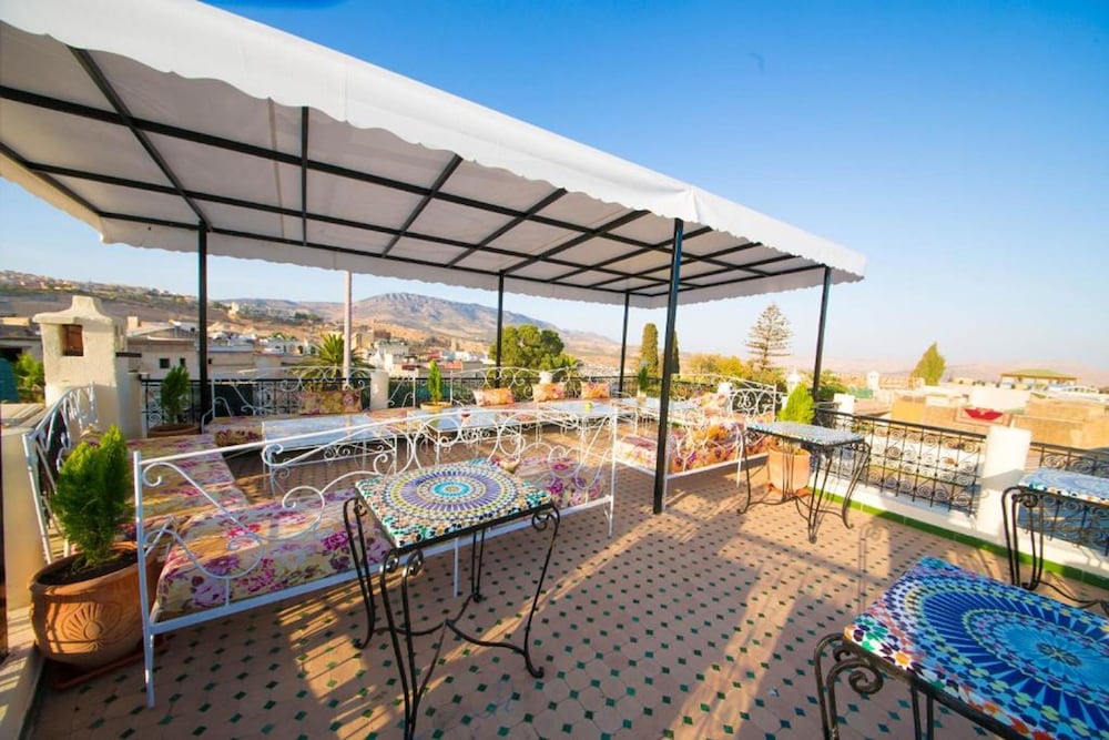 riad fes iline