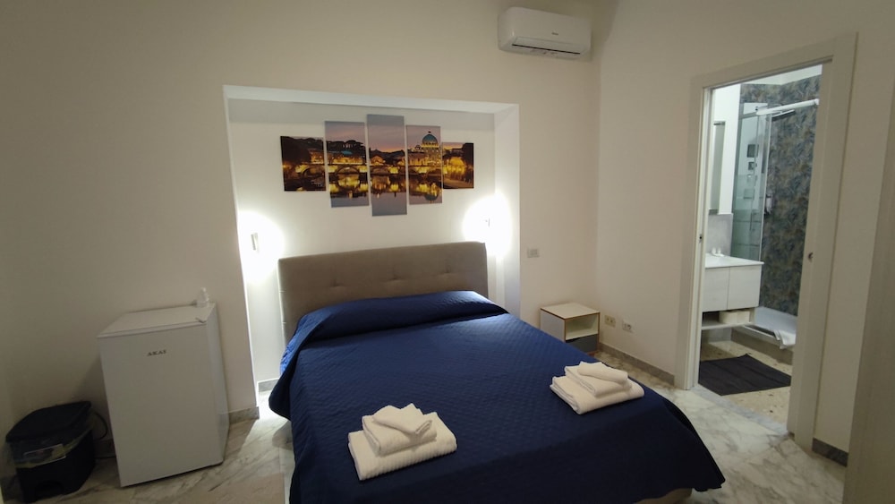 vatican green garden