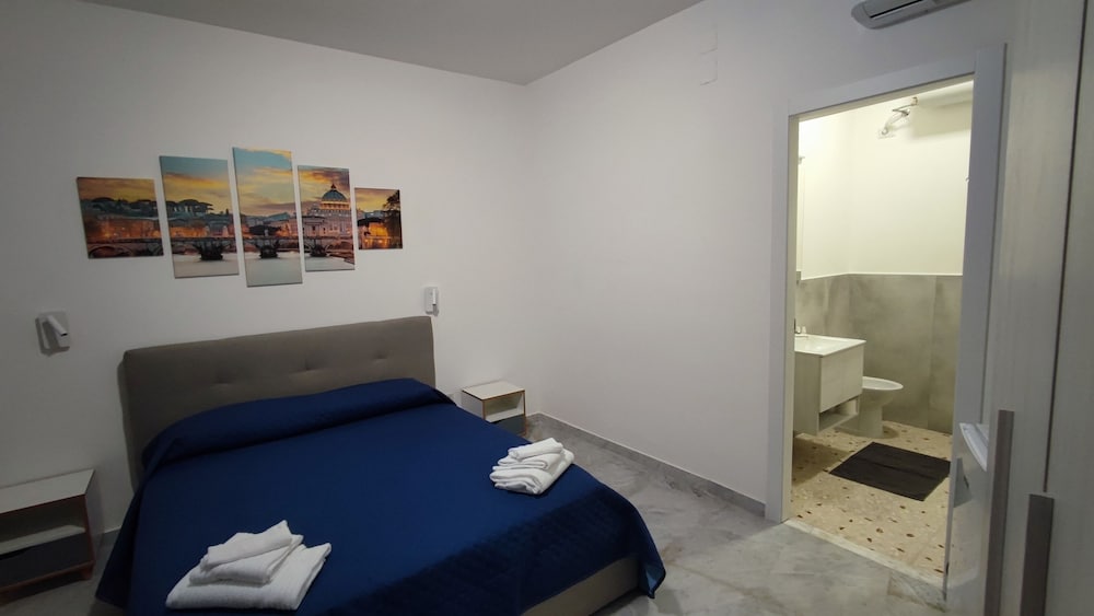 vatican green garden