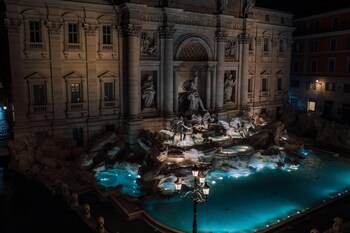 vatican green garden