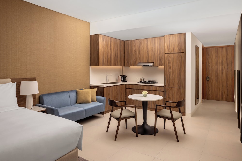 staybridge suites dubai business bay an ihg hotel