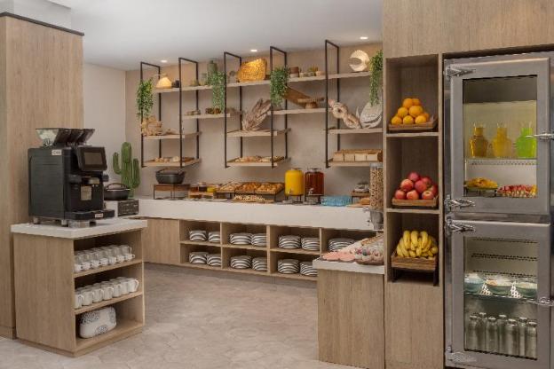 staybridge suites dubai business bay an ihg hotel