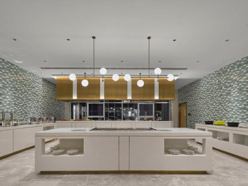 hilton garden inn kunming dianchi