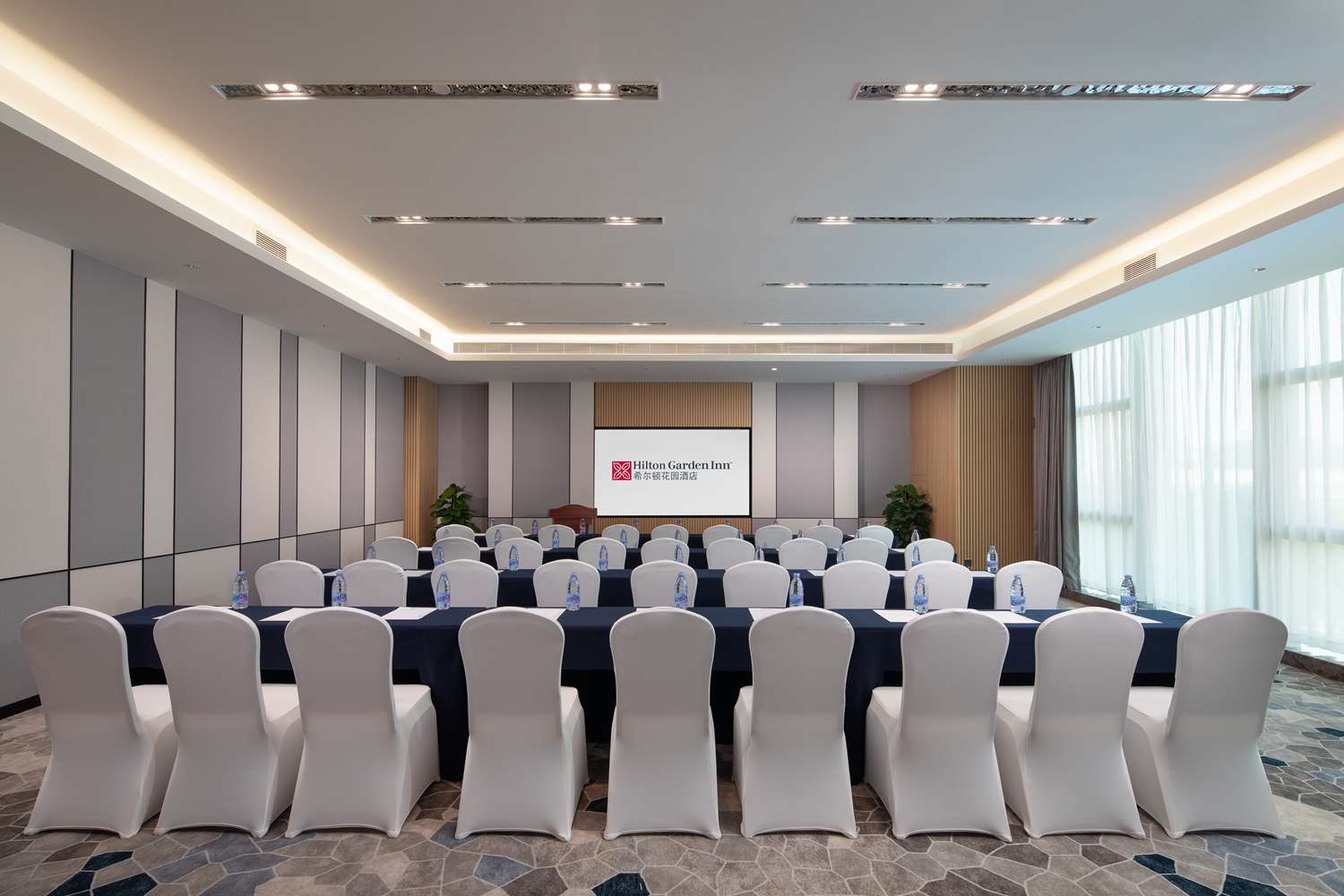 hilton garden inn shenzhen guangming hongqiao park