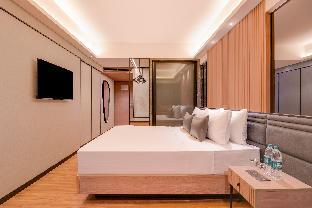 lemon tree premier malad mumbai