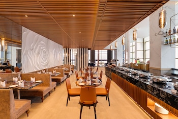 lemon tree premier malad mumbai