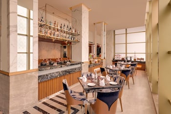 lemon tree premier malad mumbai