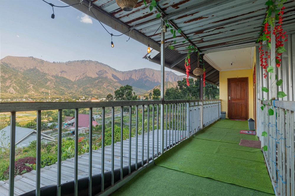 villa strawberry sembalun