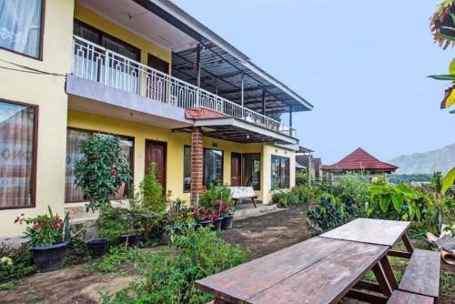 villa strawberry sembalun