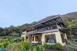villa strawberry sembalun