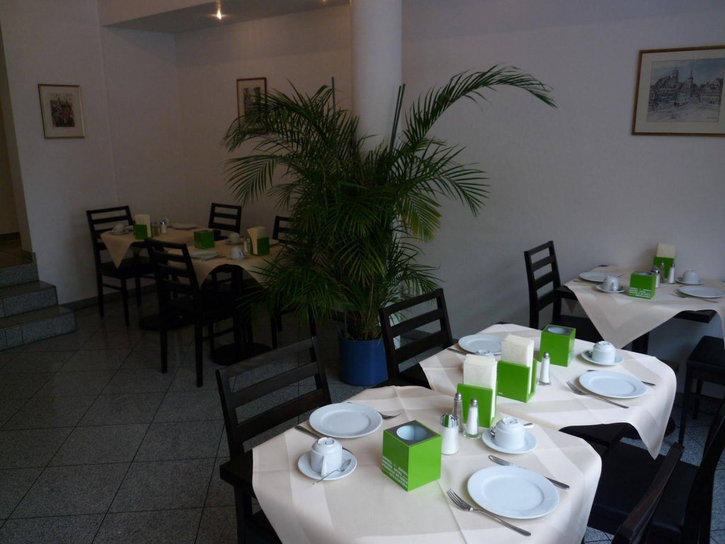 mirage city hotel stuttgart