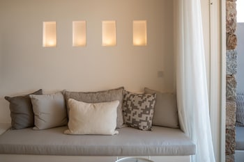 nomia sunset suites mykonos