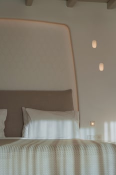 nomia sunset suites mykonos