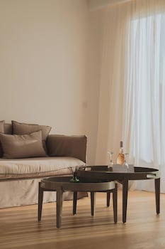 nomia sunset suites mykonos