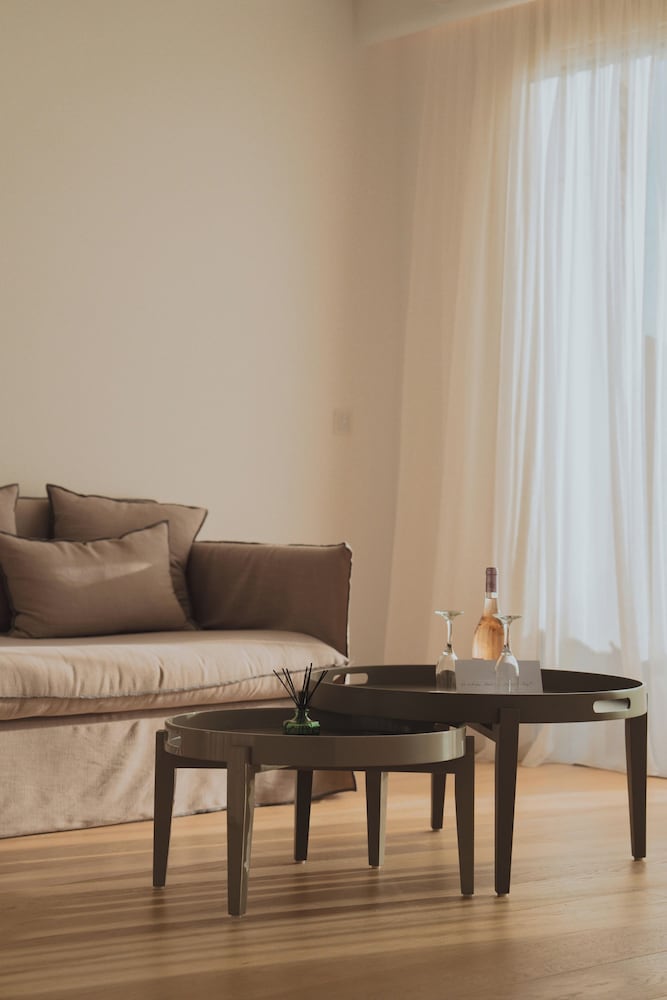 nomia sunset suites mykonos
