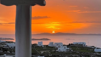 nomia sunset suites mykonos