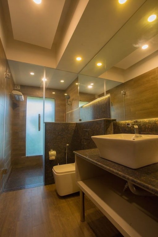 Neelam The Glitz,North Goa>>Calangute,3 star