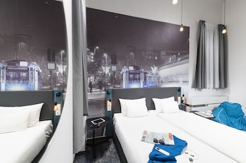 three corners hotel anna