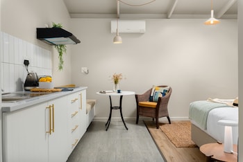 neighbourgood franschhoek