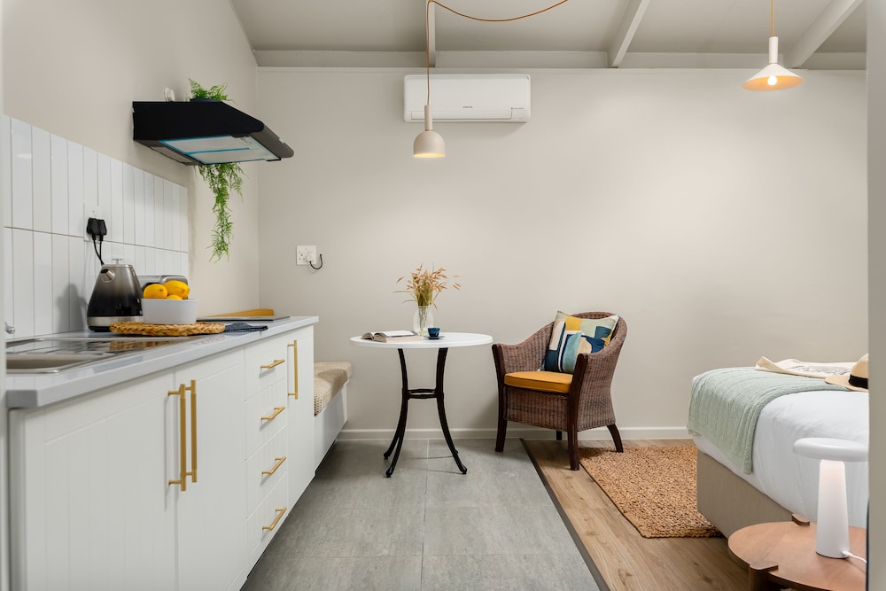 neighbourgood franschhoek