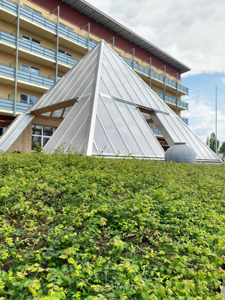 kurhotel pyramide