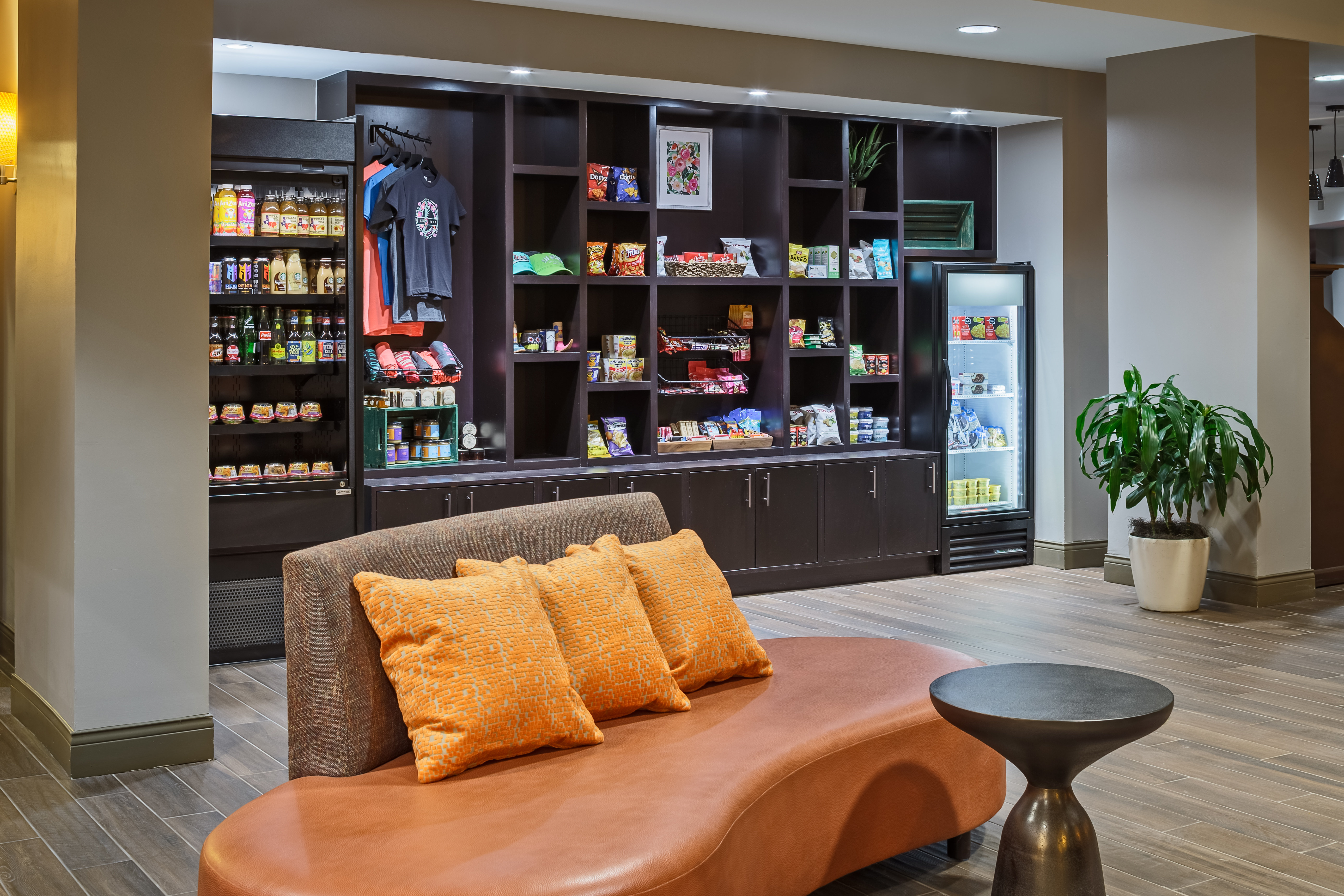 hotel indigo san antonio riverwalk by ihg