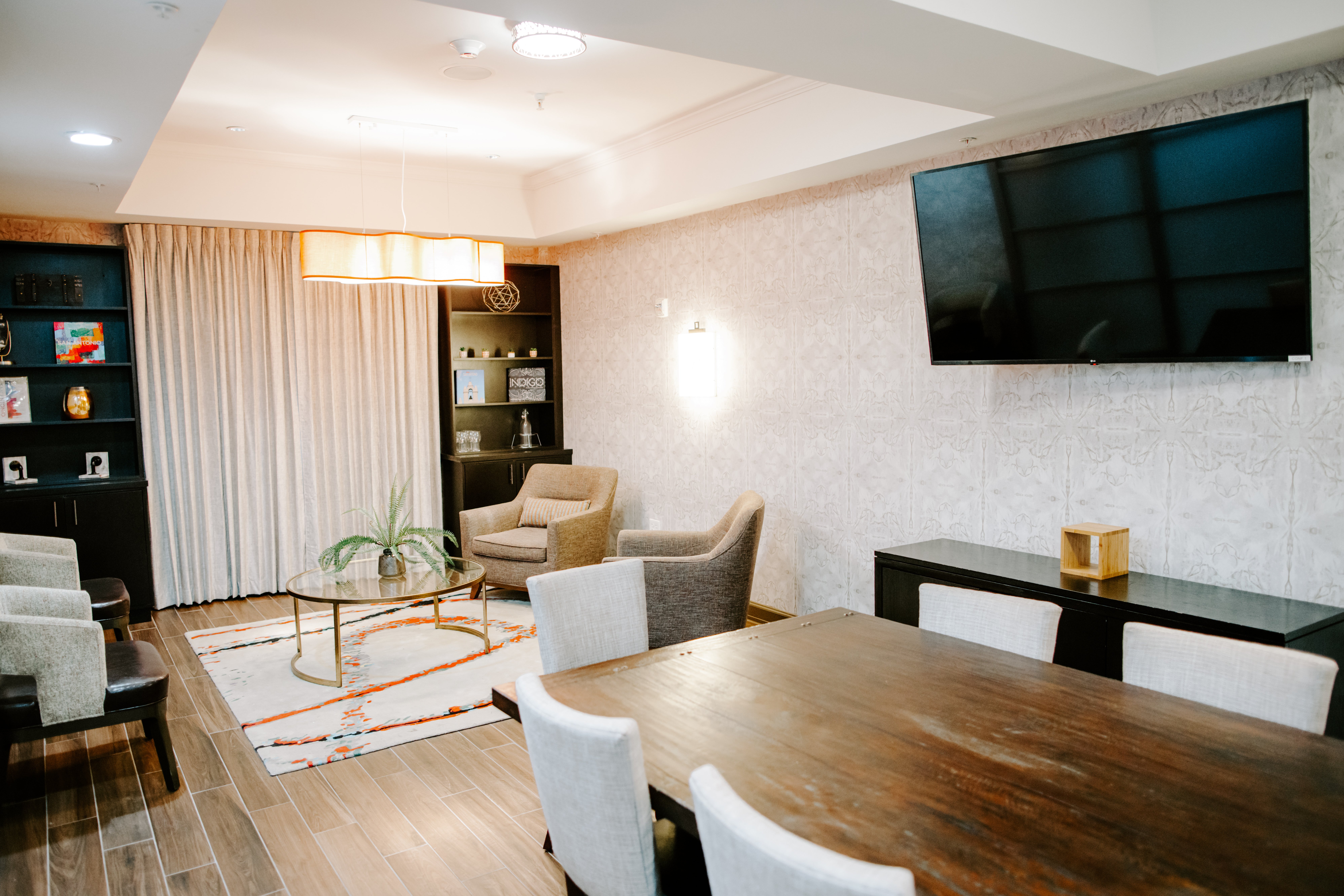 hotel indigo san antonio riverwalk by ihg