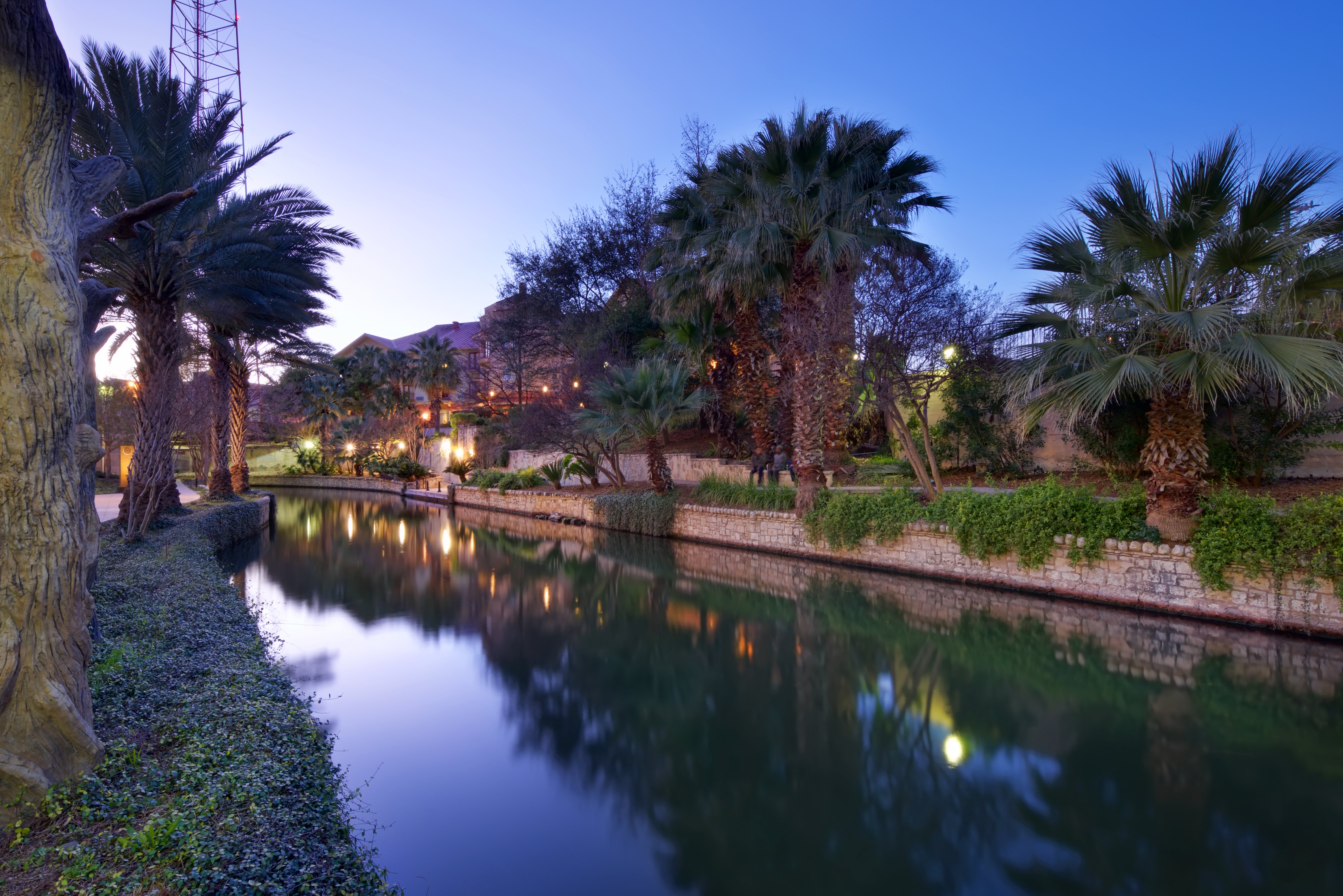 hotel indigo san antonio riverwalk by ihg