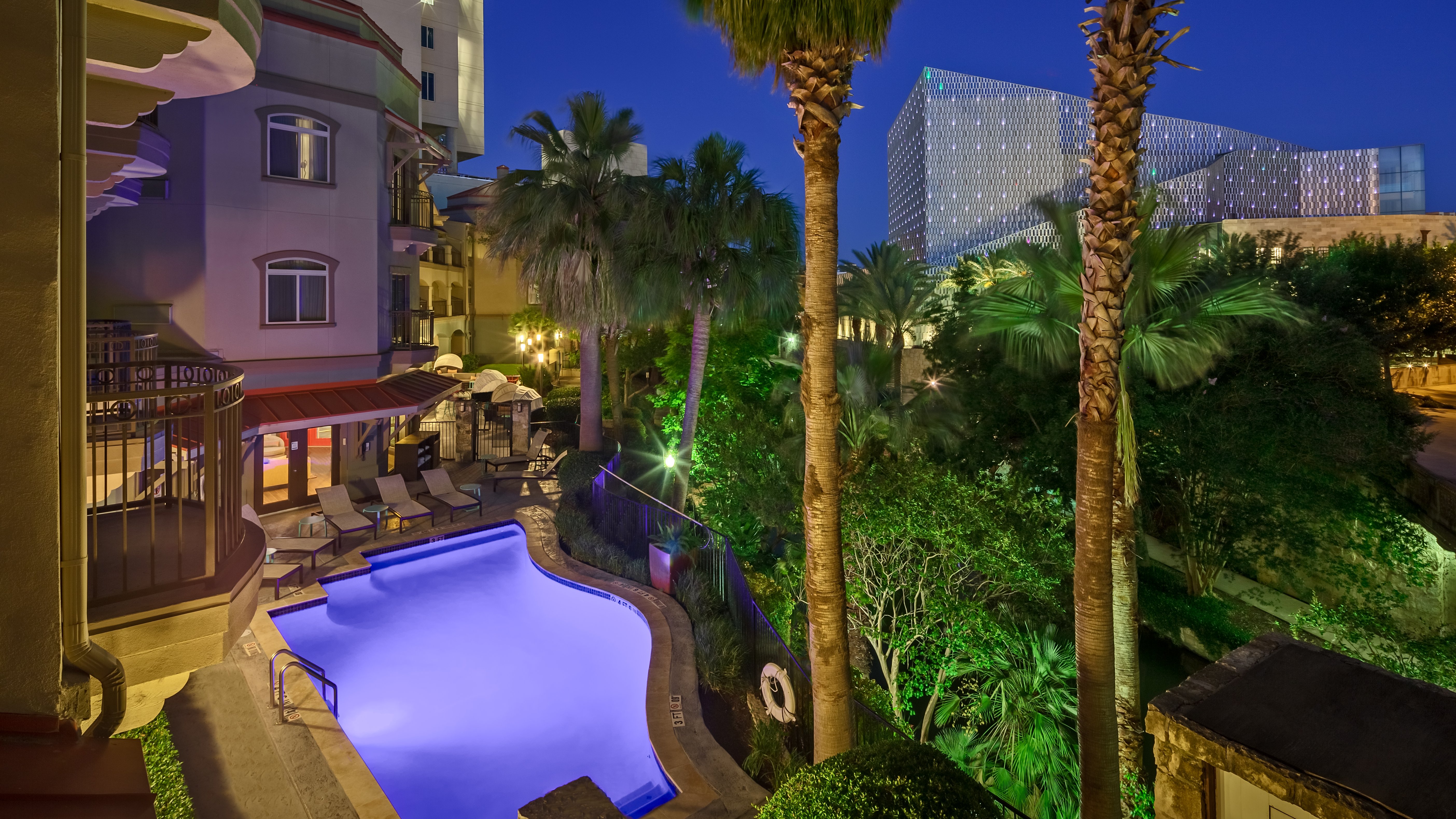 hotel indigo san antonio riverwalk by ihg