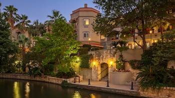 Hotel Indigo San Antonio Riverwalk By Ihg,Texas>>Downtown San Antonio,4 star