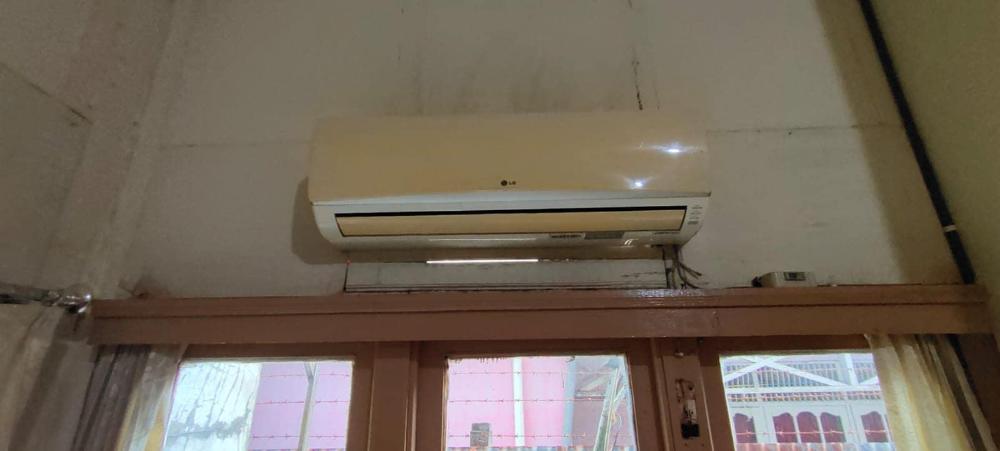 oyo 93295 wisma aluh ambak