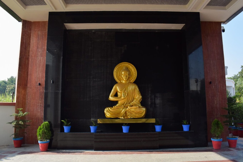 tulip inn shravasti