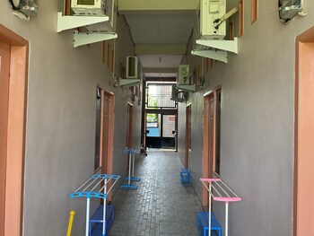 oyo 93309 mely homestay