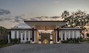sumitra luxury villas a pramana experience