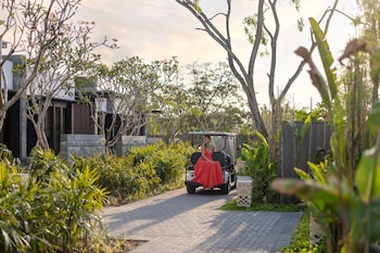 sumitra luxury villas a pramana experience