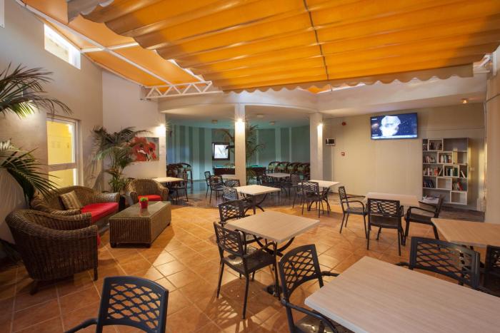 apartamentos monte feliz