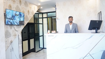 aa hotels and resorts chandigarh zirakpur